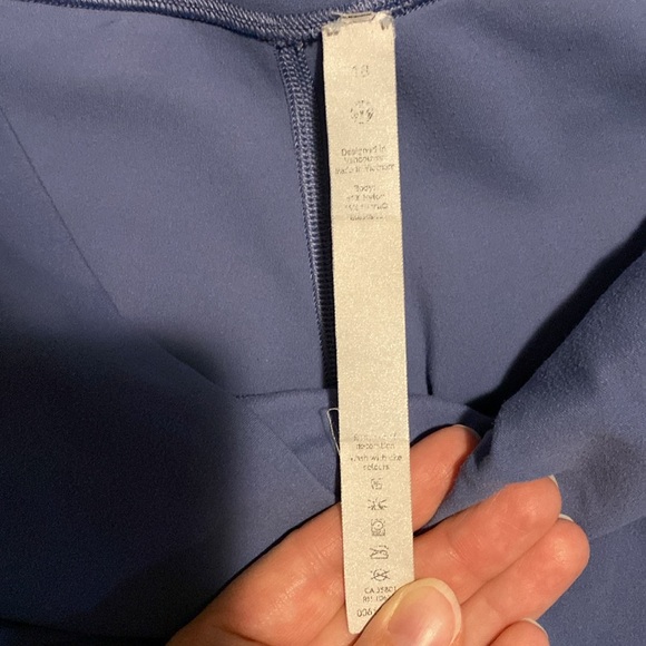 Lululemon Shorts - Picture 3 of 4